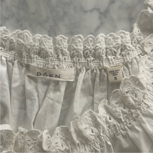 DÔEN Cream Lace-Trimmed Top Traveler top - Picture 3 of 5